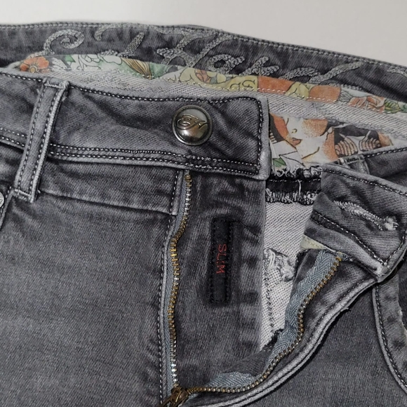 Ed Hardy Men's Jean's. - Picture 16 of 16